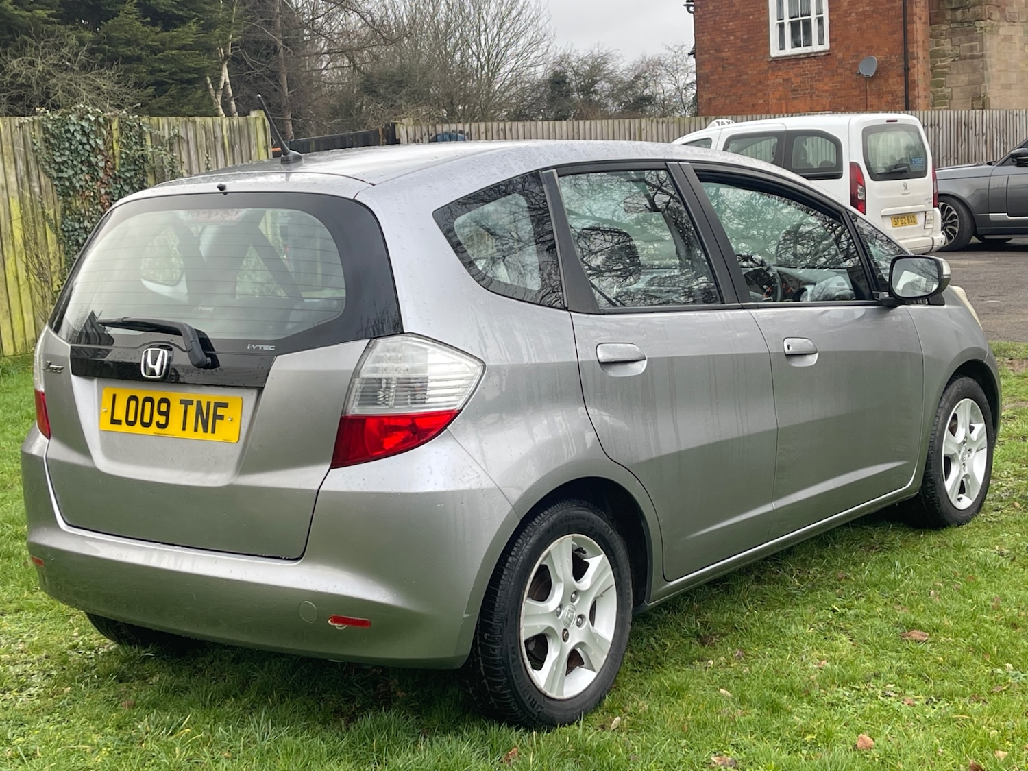 Used Honda Jazz 2009 for sale - 77381227: Photo 6