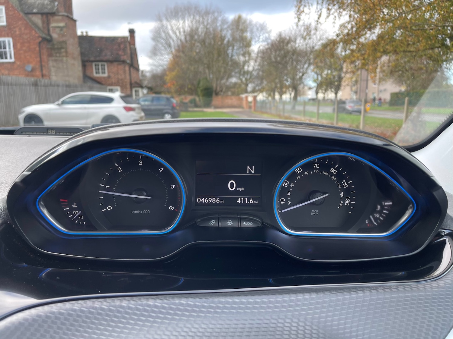 Used Peugeot 2008 2015 for sale - 76961190: Photo 10