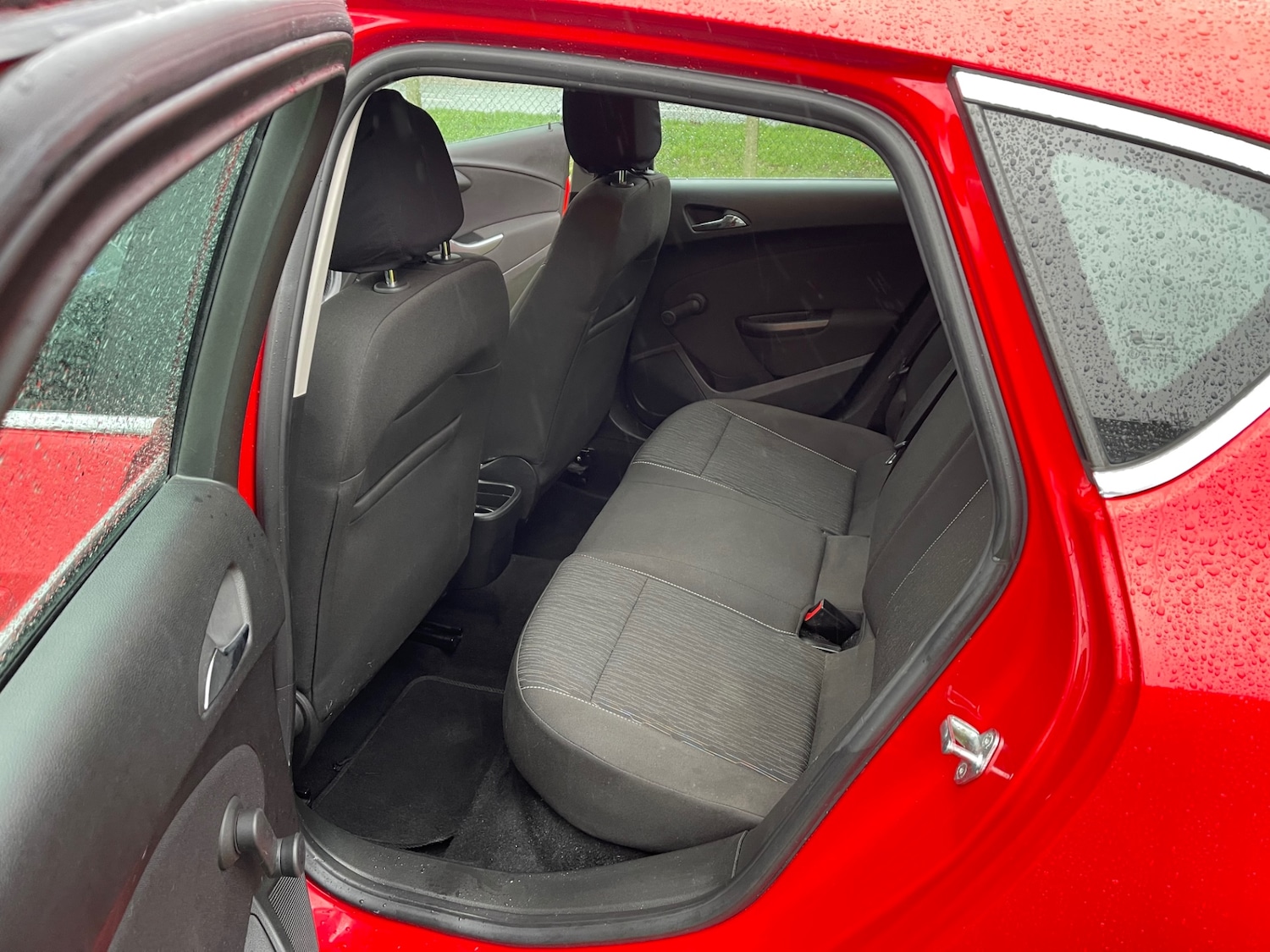 Used Vauxhall Astra 2013 for sale - 77547735: Photo 13