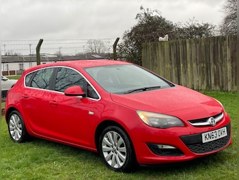 2013 (63) - 1.6i 16V Tech Line 5dr Auto