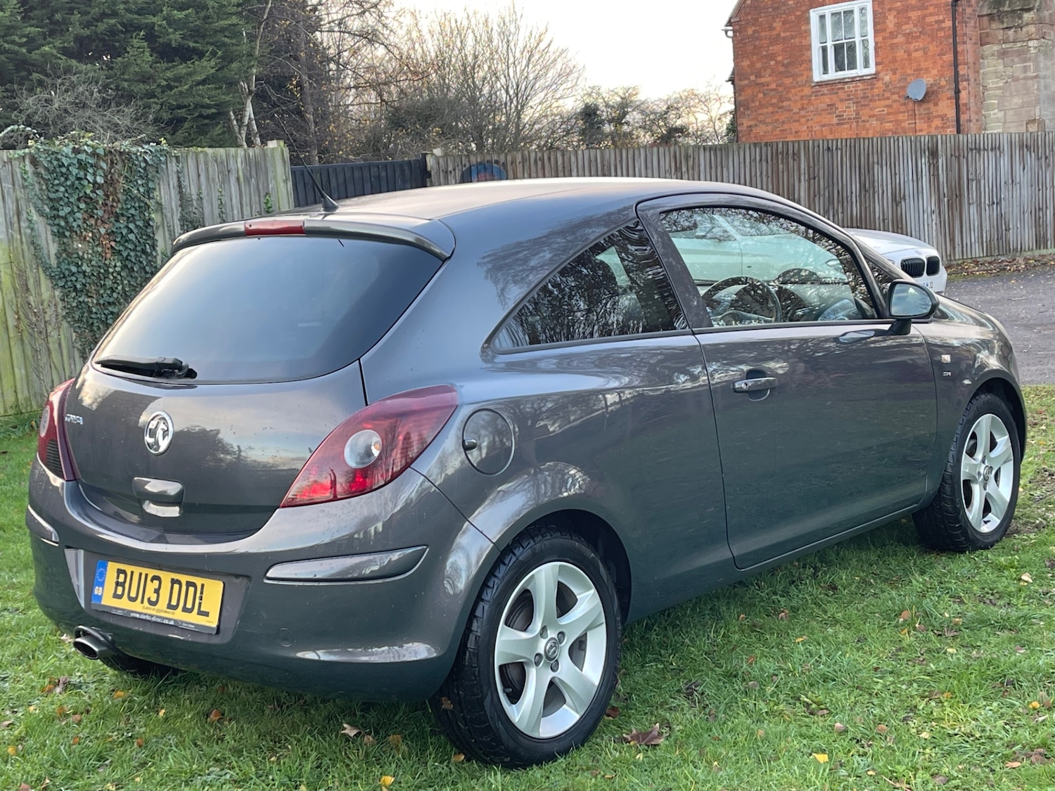Used Vauxhall Corsa 2013 for sale - 76785439: Photo 6