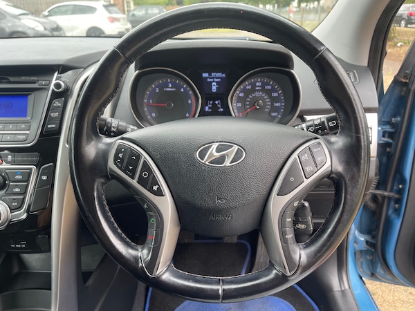 Used Hyundai i30 2013 for sale - 75583229: Photo 8