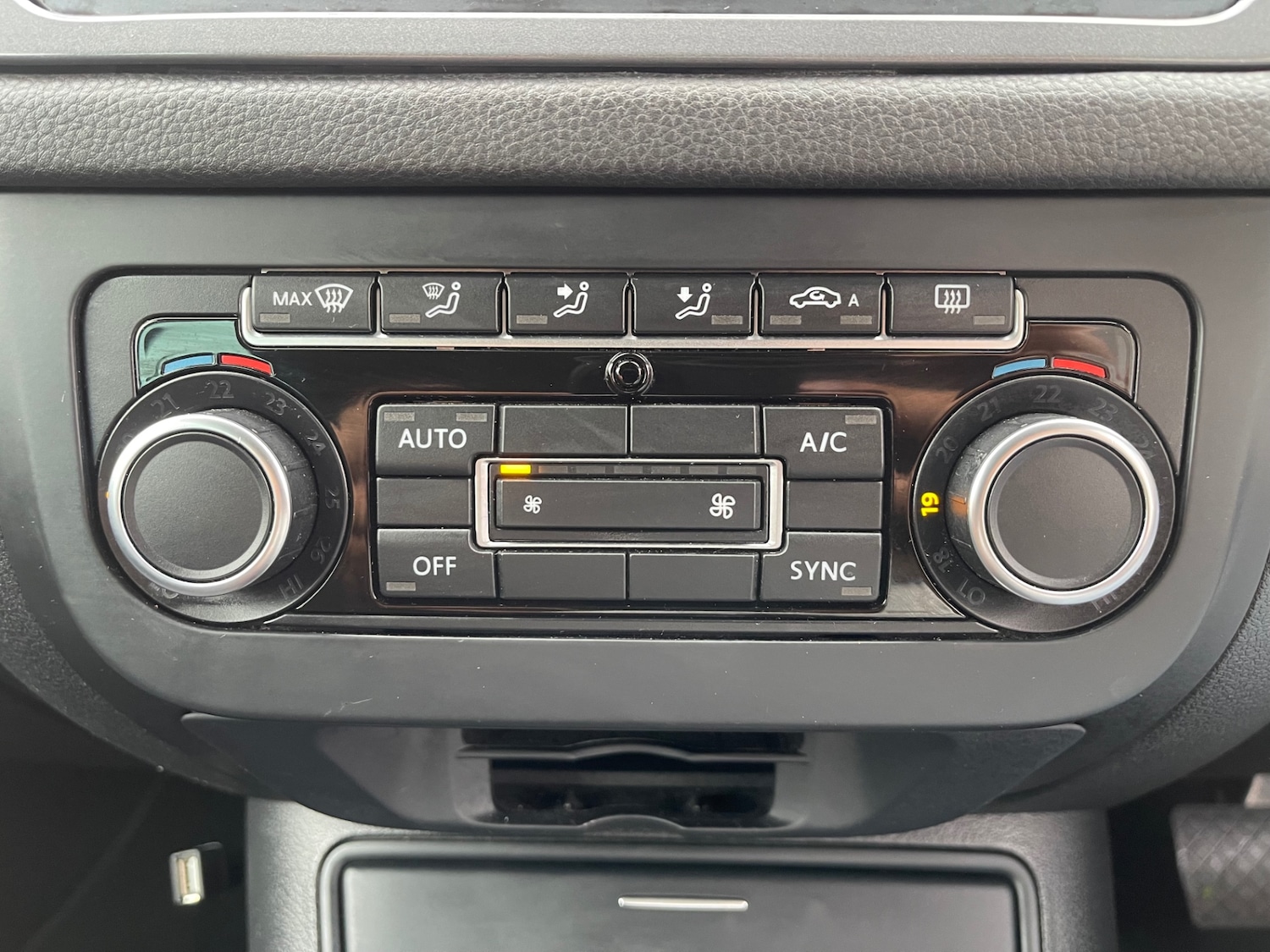 Used Volkswagen Tiguan 2013 for sale - 76344322: Photo 12