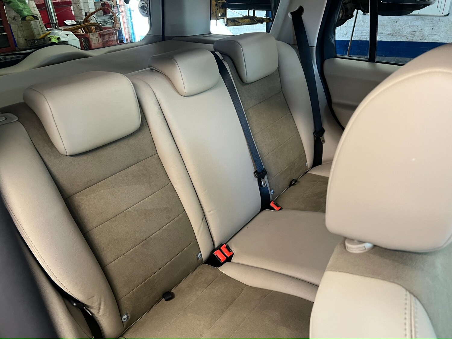 Used Land Rover Freelander 2012 for sale - 75641350: Photo 28