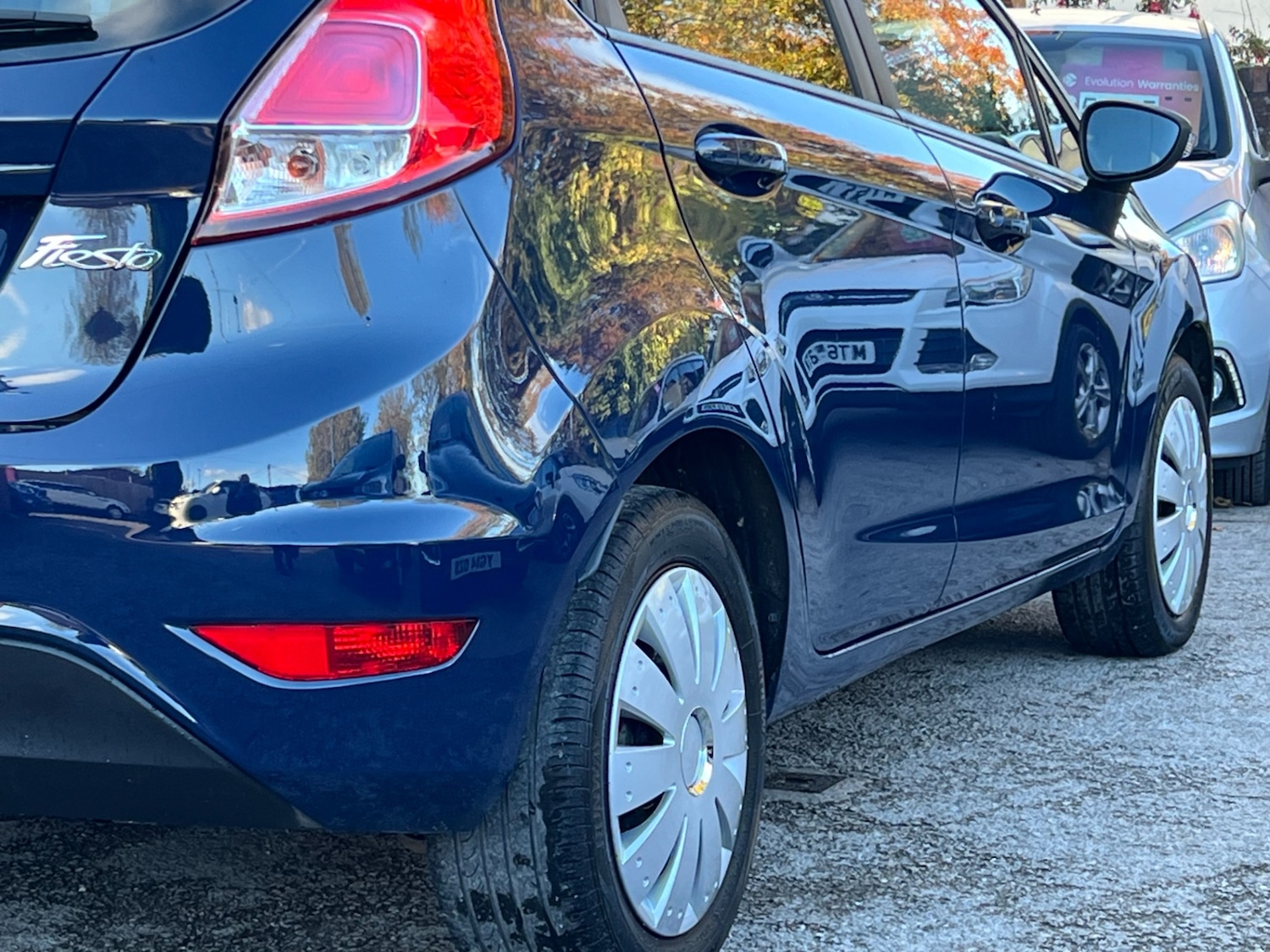 Used Ford Fiesta 2015 for sale - 76329841: Photo 31