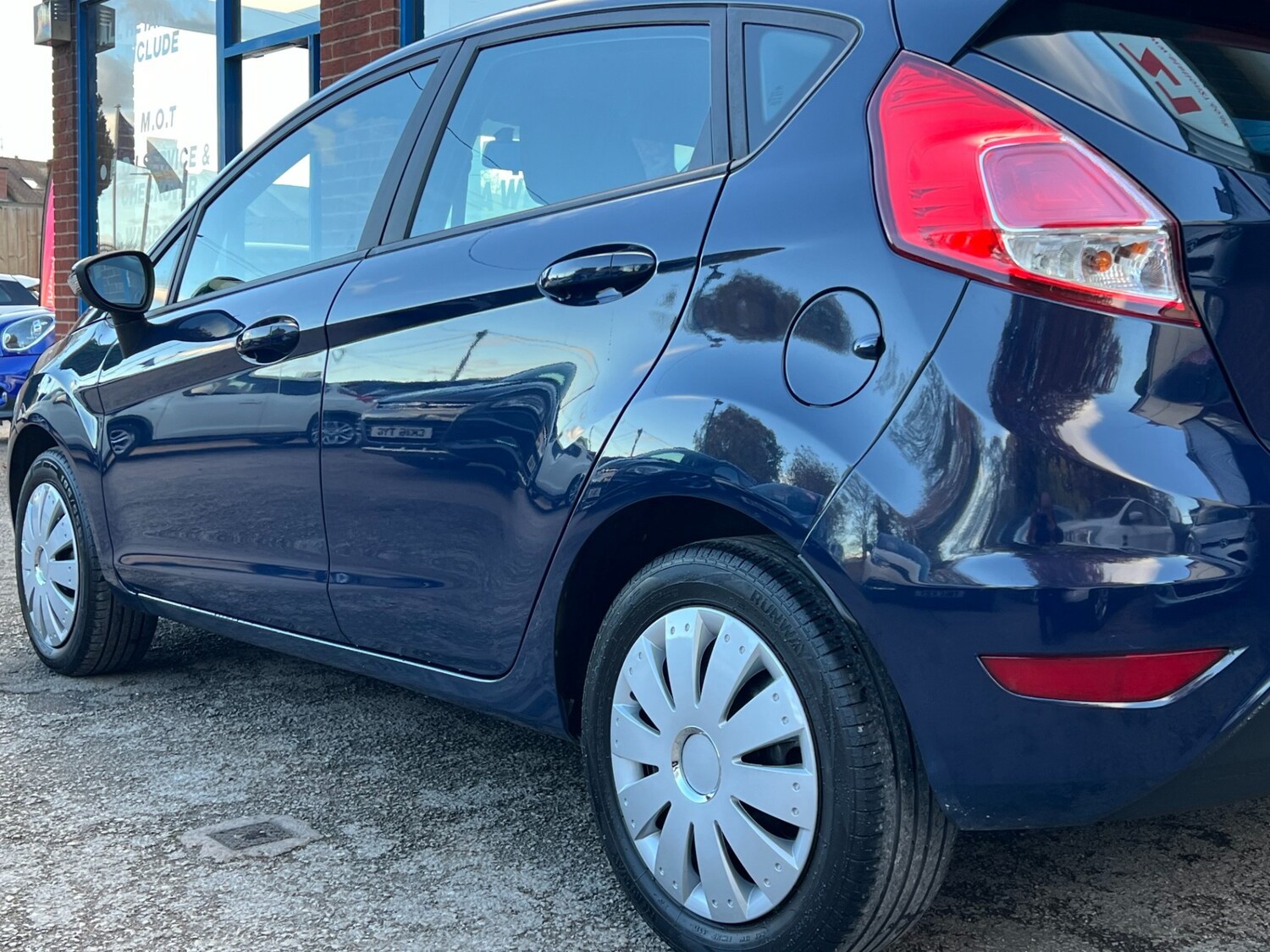 Used Ford Fiesta 2015 for sale - 76329841: Photo 38