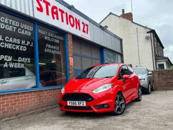 Used Ford Fiesta 2017 for sale - 75393840: Photo