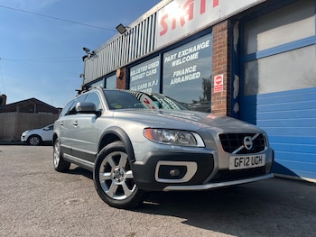 Used Volvo XC70 2012 for sale - 79404112: Photo