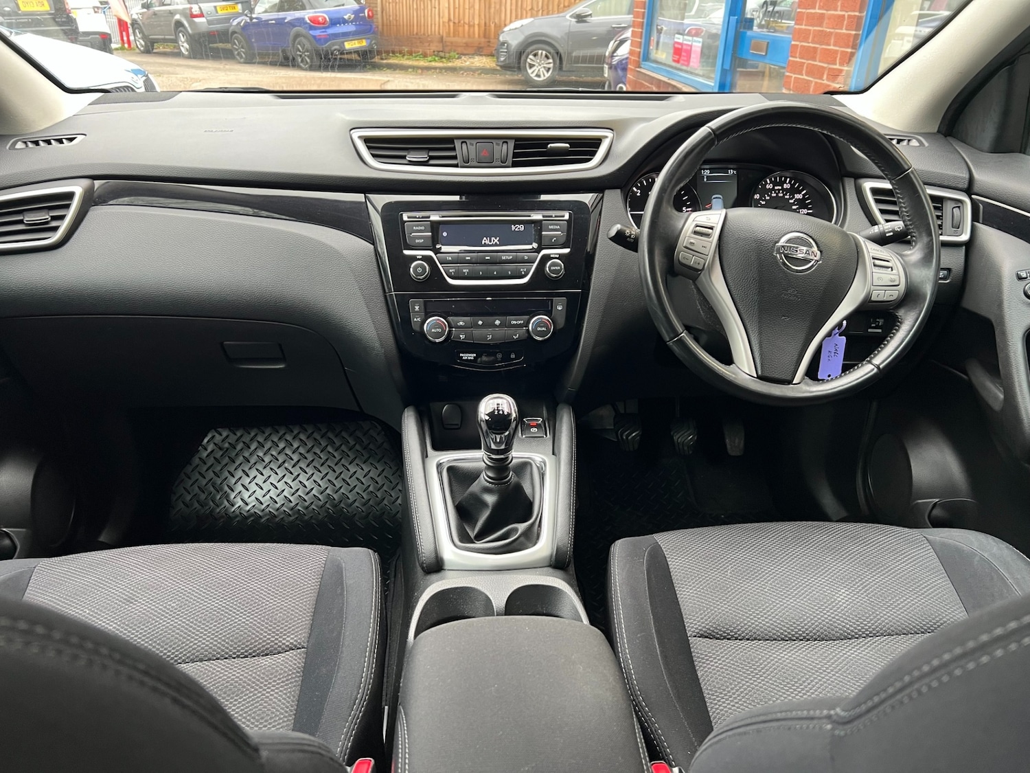 Used Nissan Qashqai 2016 for sale - 76544352: Photo 10