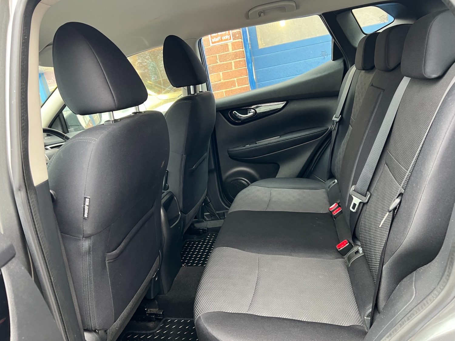 Used Nissan Qashqai 2016 for sale - 76544352: Photo 8