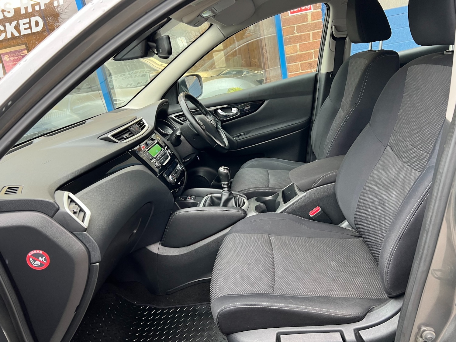 Used Nissan Qashqai 2016 for sale - 76544352: Photo 9