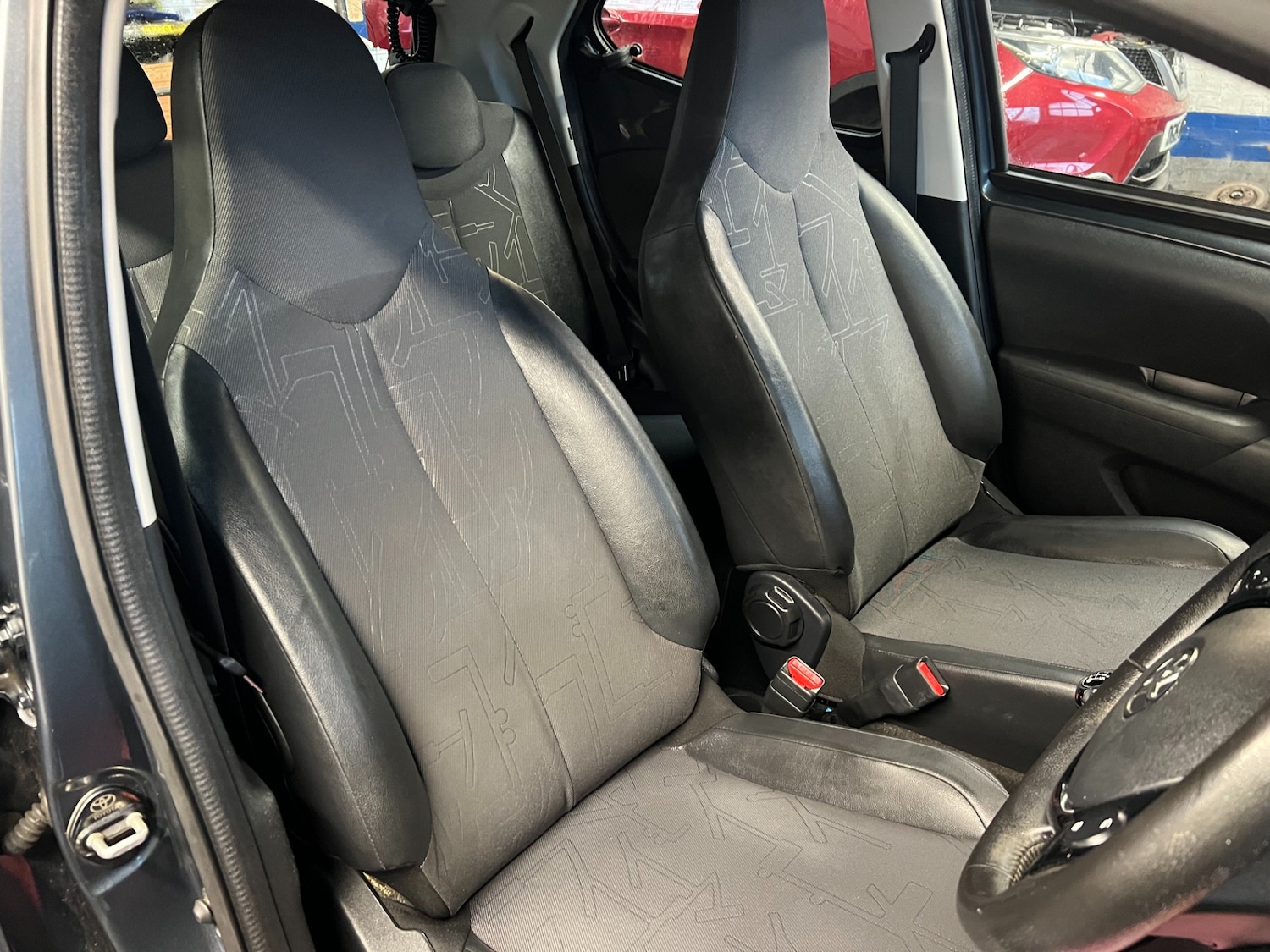 Used Toyota AYGO 2015 for sale - 77036134: Photo 12