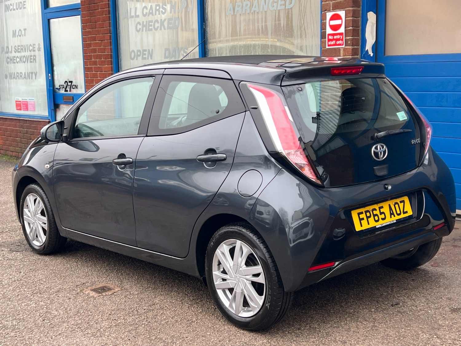 Used Toyota AYGO 2015 for sale - 77036134: Photo 37