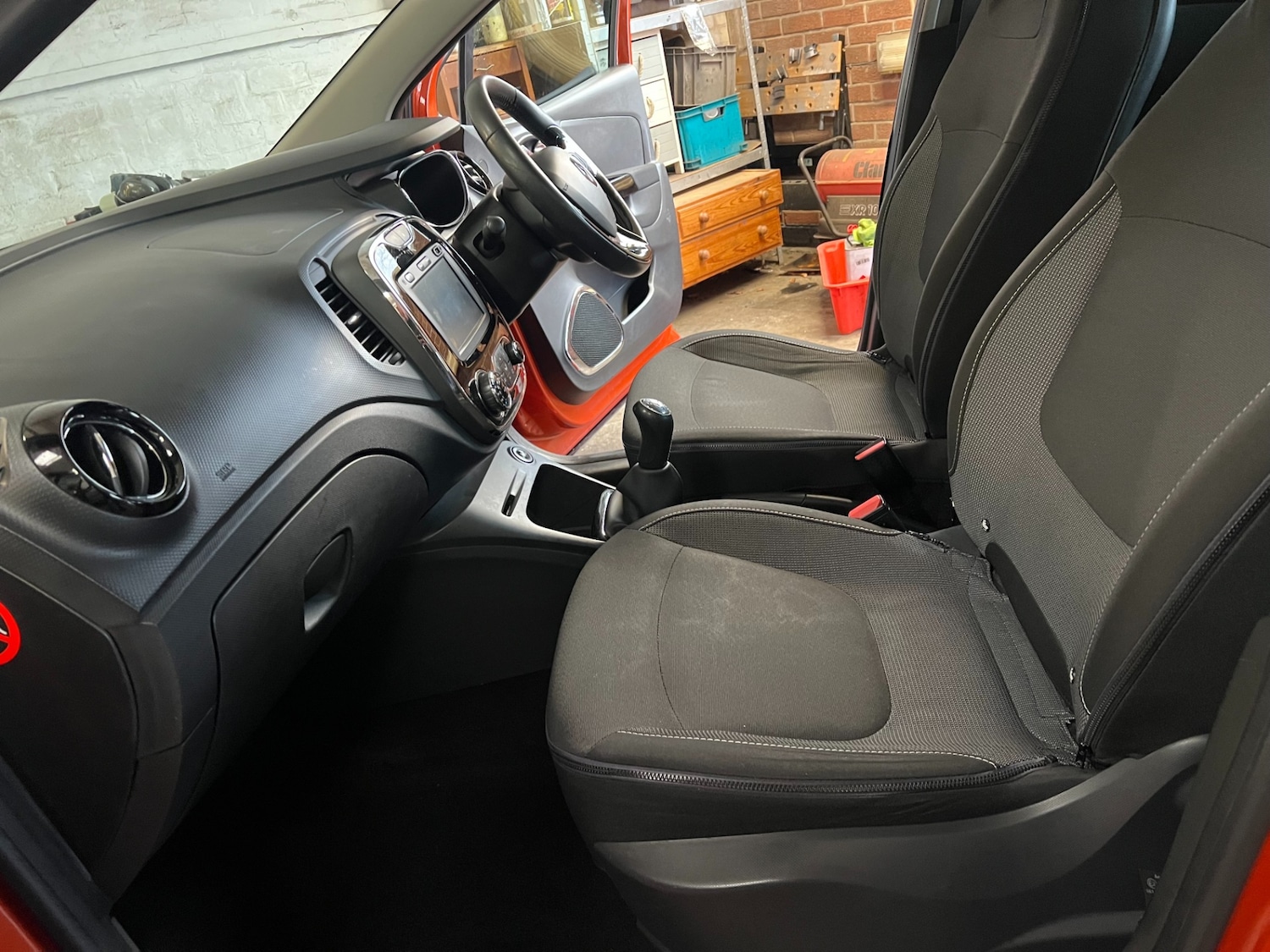 Used Renault Captur 2014 for sale - 76681665: Photo 12