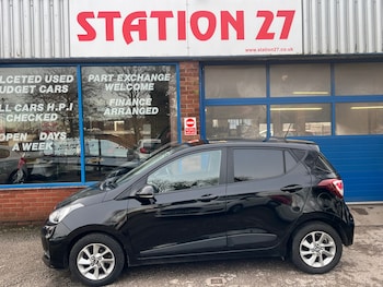 Used Hyundai i10 2017 for sale - 77556930: Photo