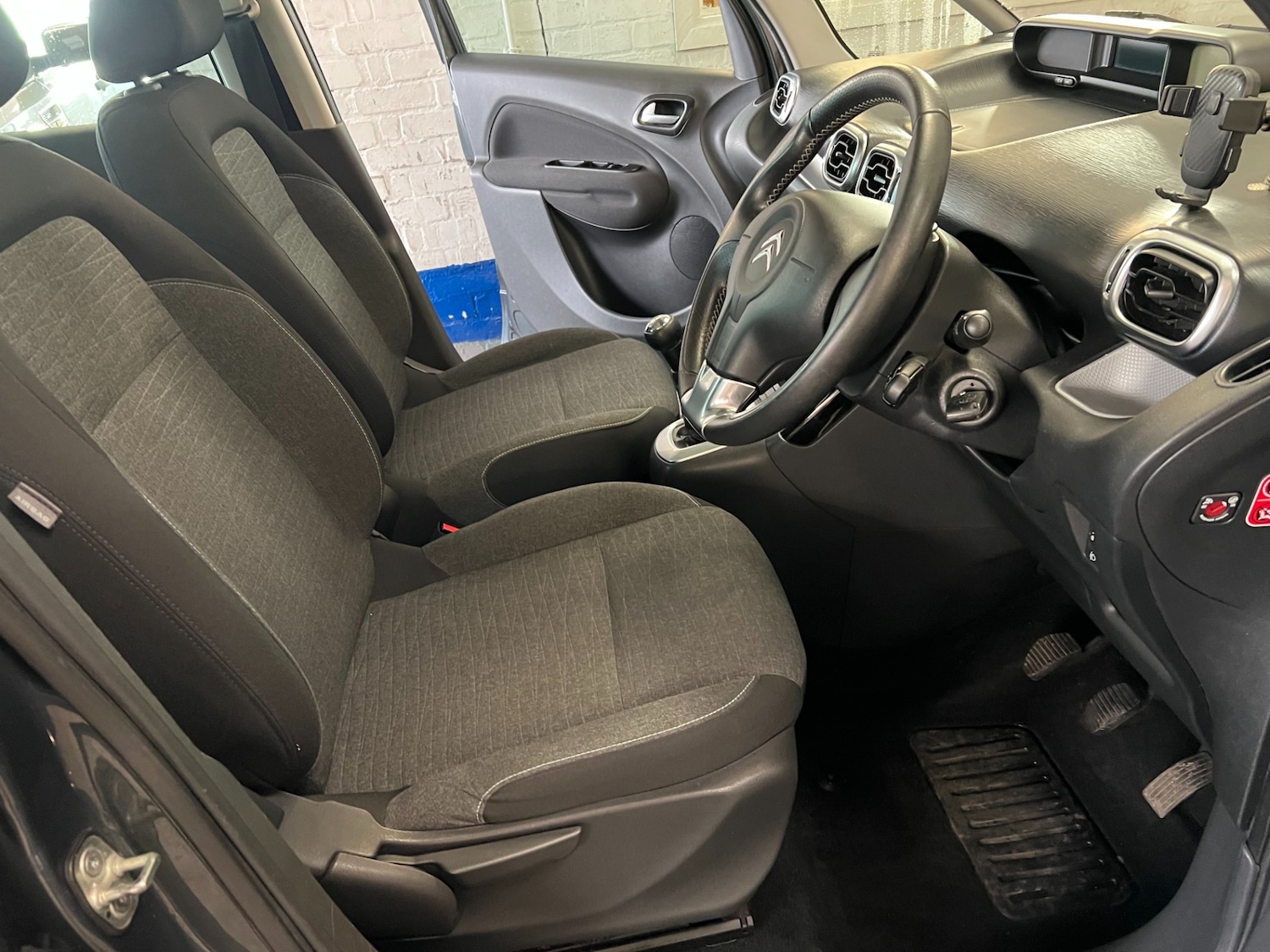 Used Citroen C3 Picasso 2016 for sale - 76831748: Photo 12