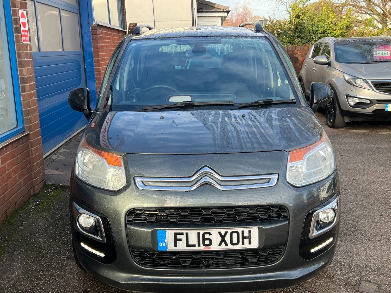 Used Citroen C3 Picasso 2016 for sale - 76831748: Photo 3