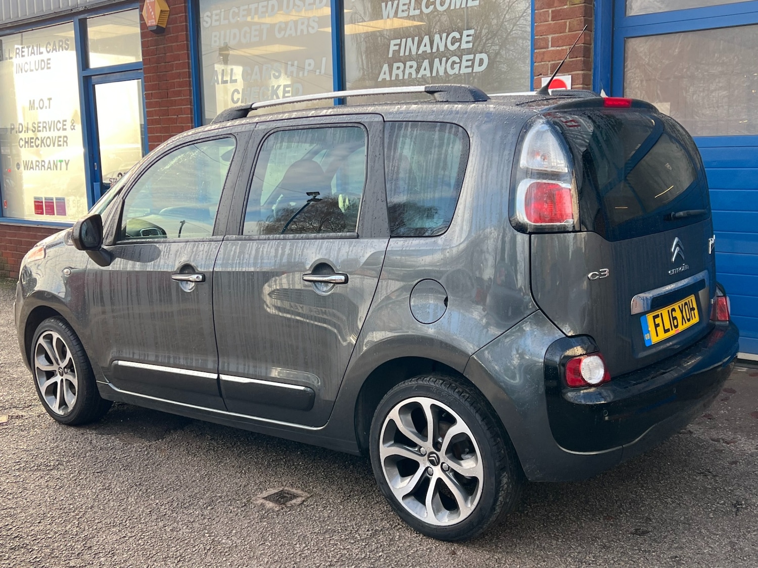 Used Citroen C3 Picasso 2016 for sale - 76831748: Photo 8