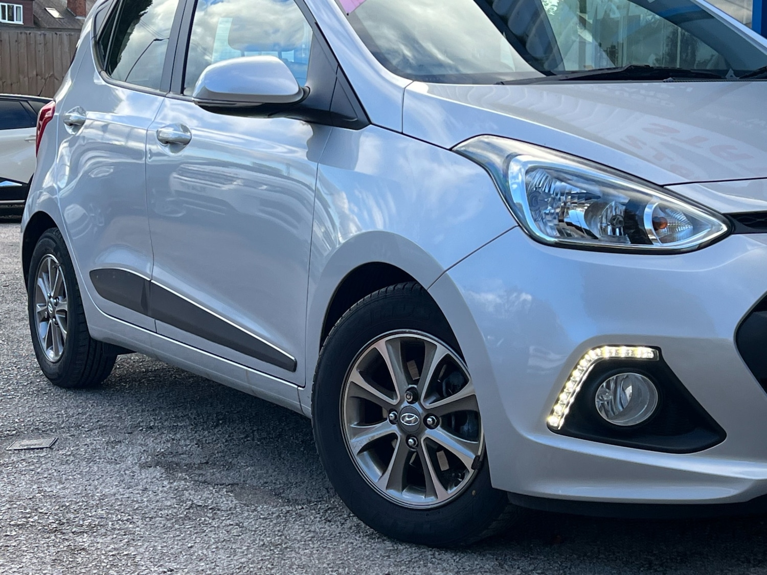 Used Hyundai i10 2014 for sale - 76374794: Photo 27