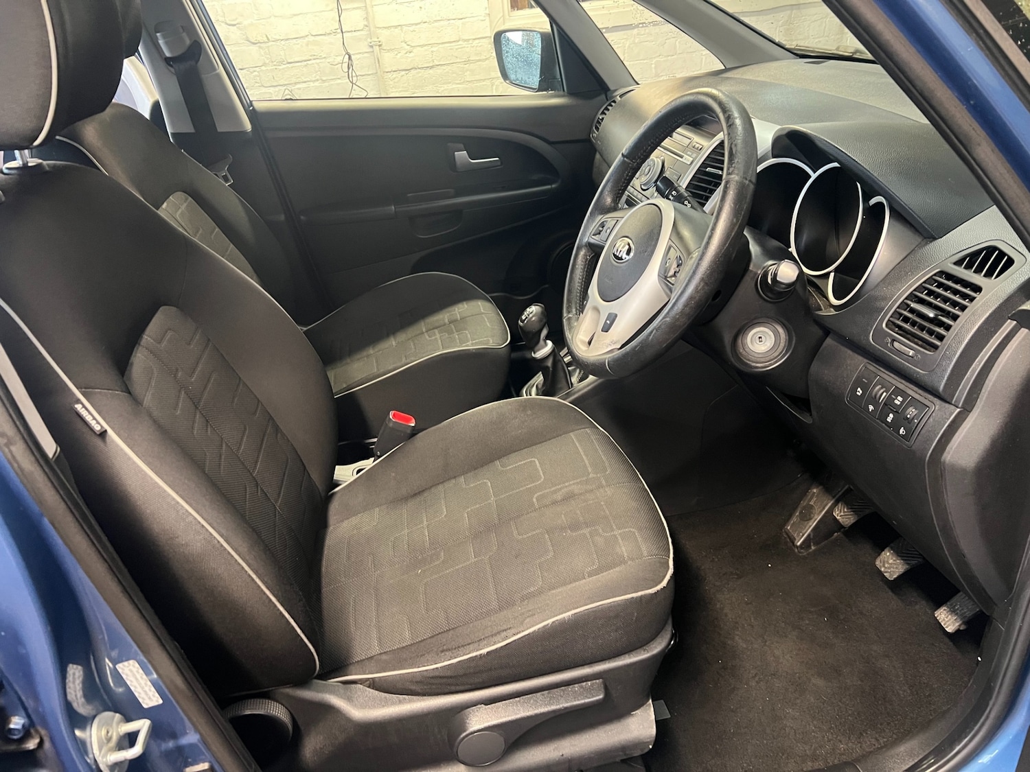 Used Kia Venga 2013 for sale - 77196529: Photo 9