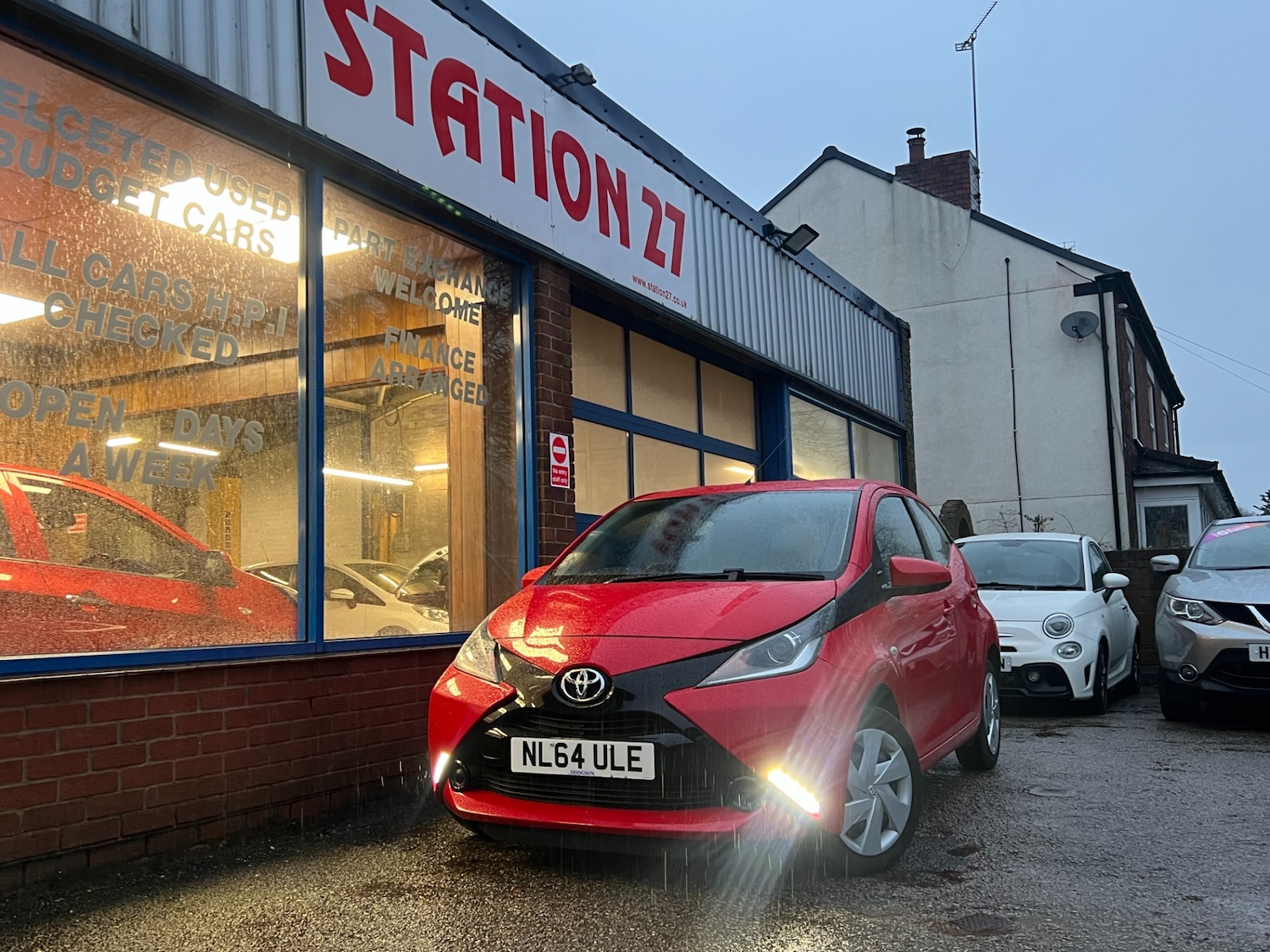 Used Toyota AYGO 2014 for sale - 76983978: Photo 3