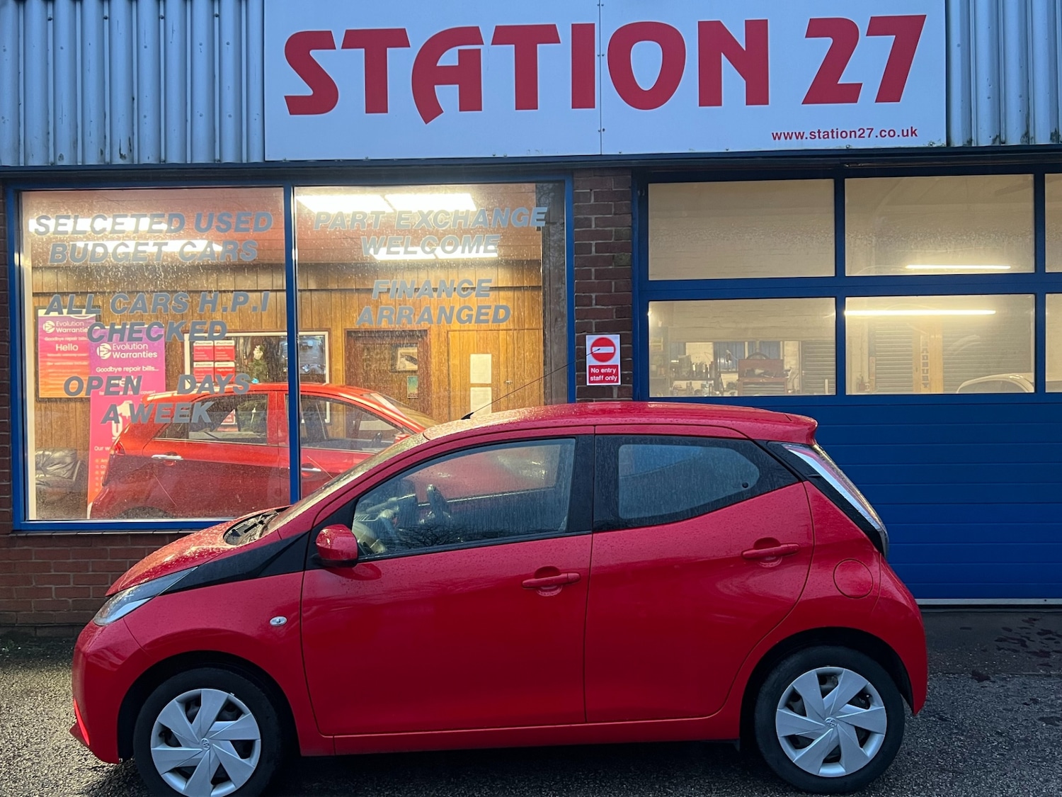 Used Toyota AYGO 2014 for sale - 76983978: Photo 5