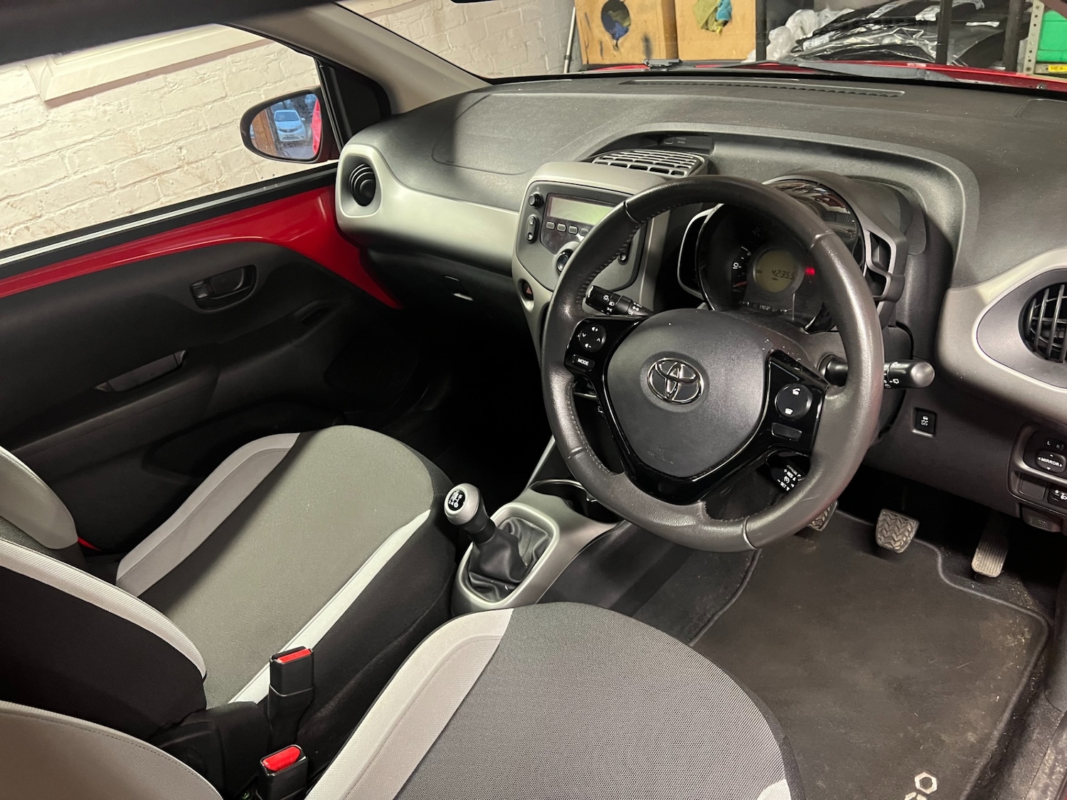Used Toyota AYGO 2014 for sale - 76983978: Photo 9