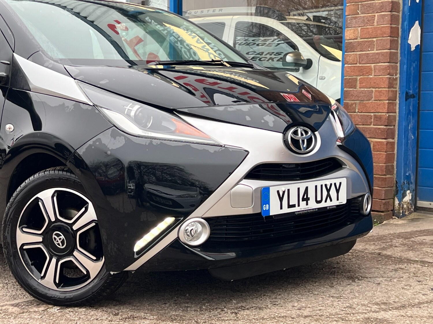 Used Toyota AYGO 2014 for sale - 77801866: Photo 10