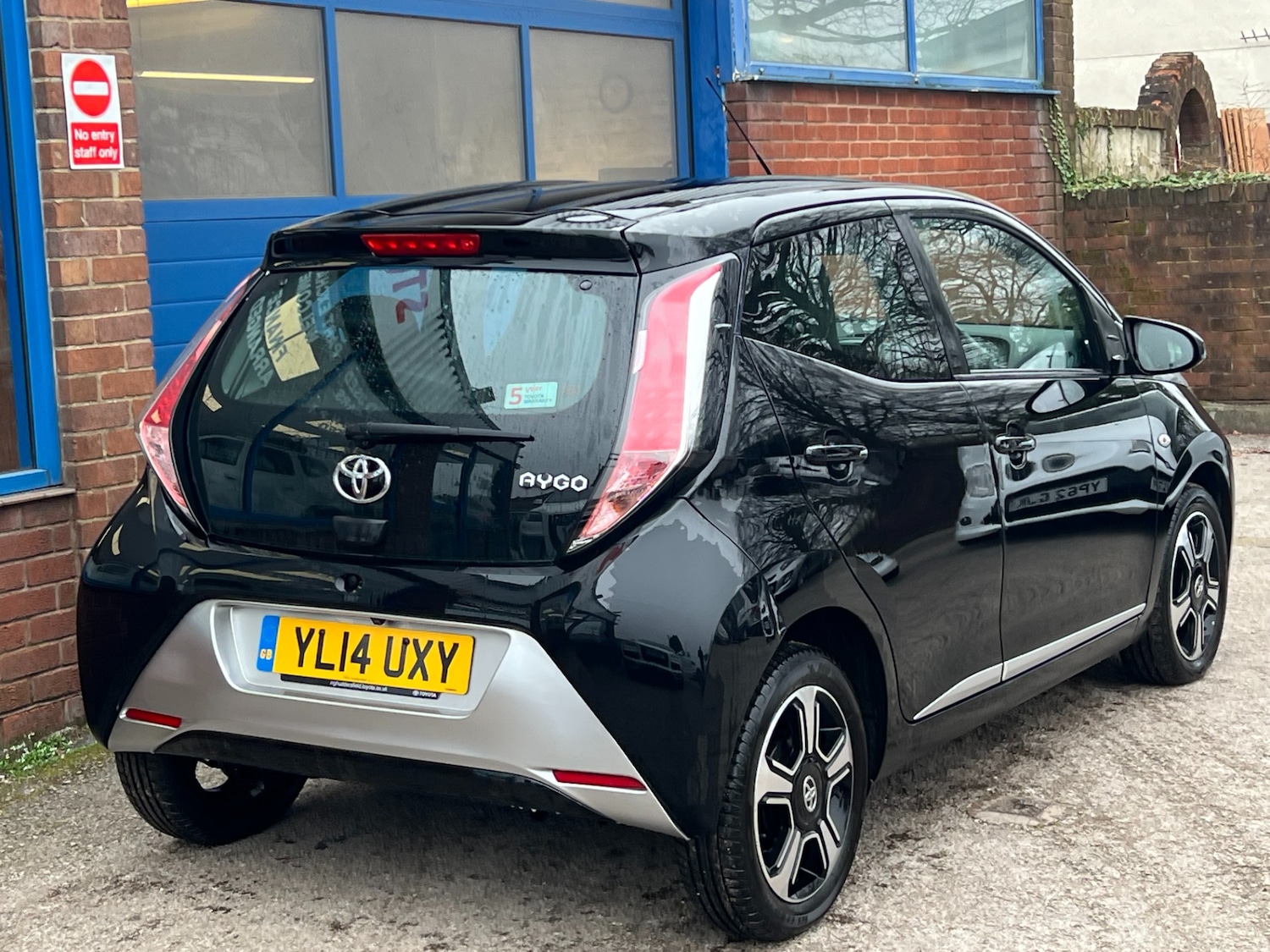 Used Toyota AYGO 2014 for sale - 77801866: Photo 15