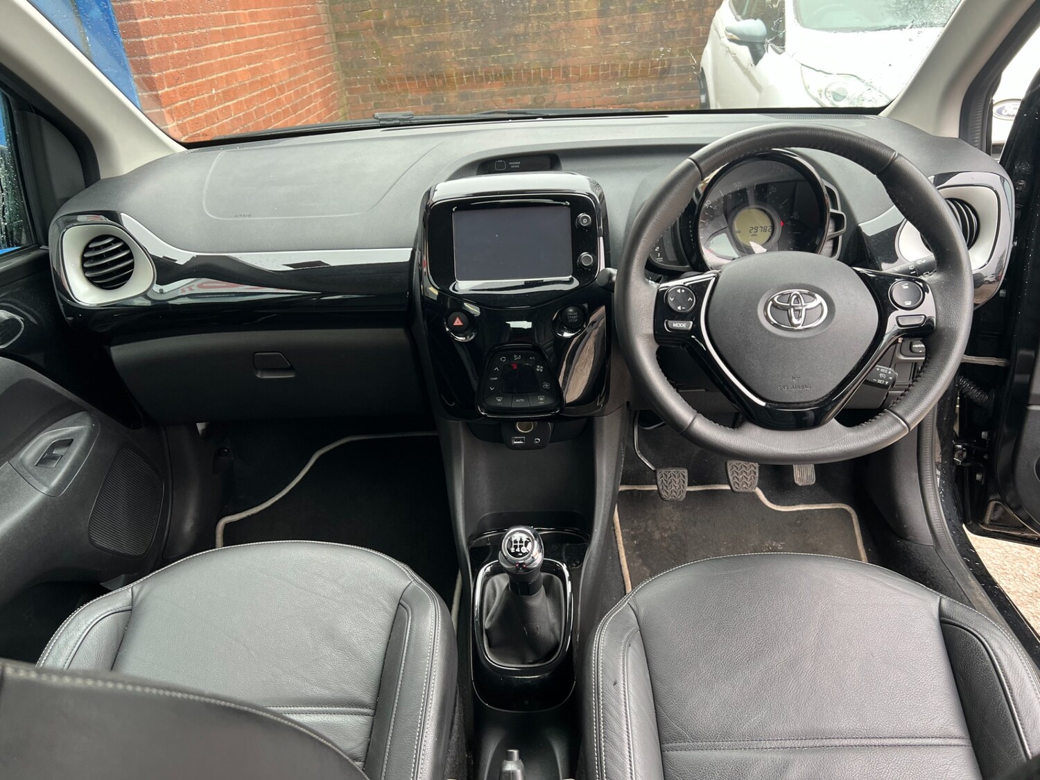 Used Toyota AYGO 2014 for sale - 77801866: Photo 20