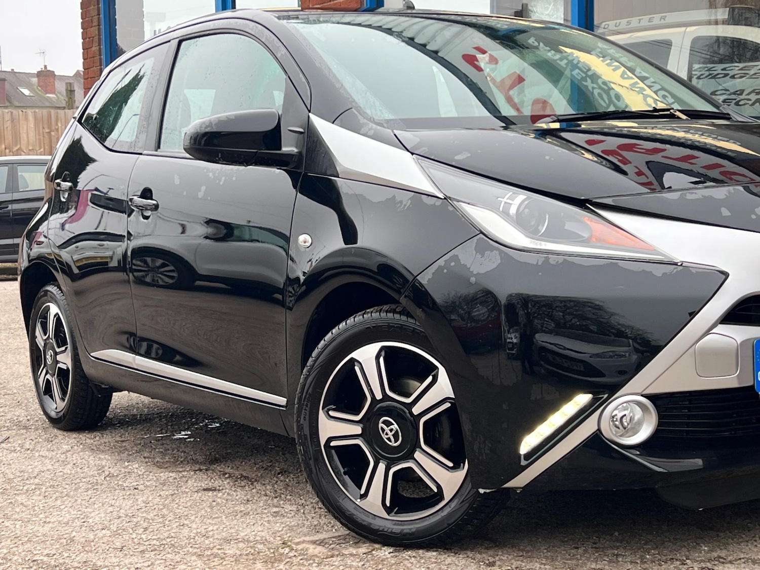 Used Toyota AYGO 2014 for sale - 77801866: Photo 9