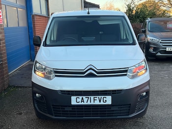 Used Citroen Berlingo 2021 for sale - 76796187: Photo