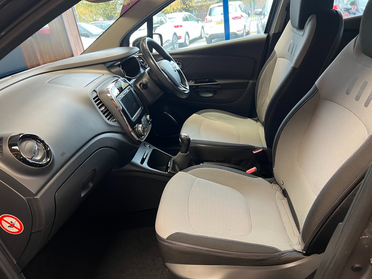 Used Renault Captur 2014 for sale - 76340119: Photo 17