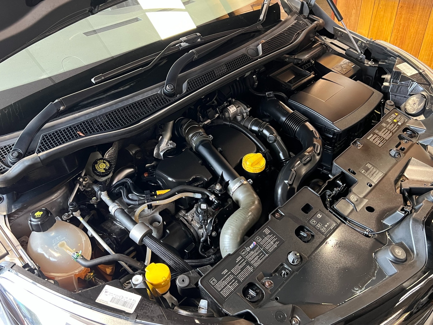 Used Renault Captur 2014 for sale - 76340119: Photo 24