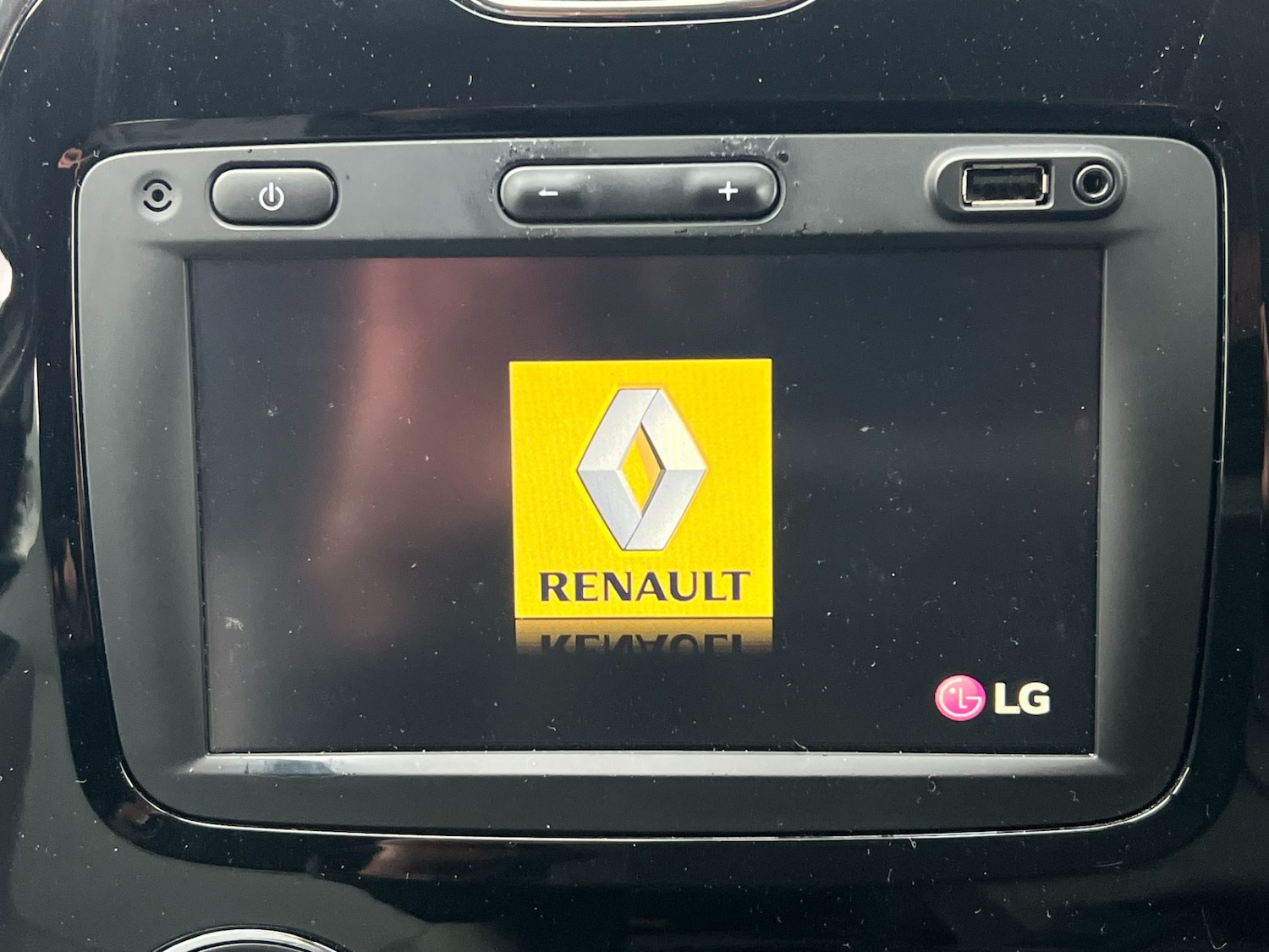 Used Renault Captur 2014 for sale - 76340119: Photo 30