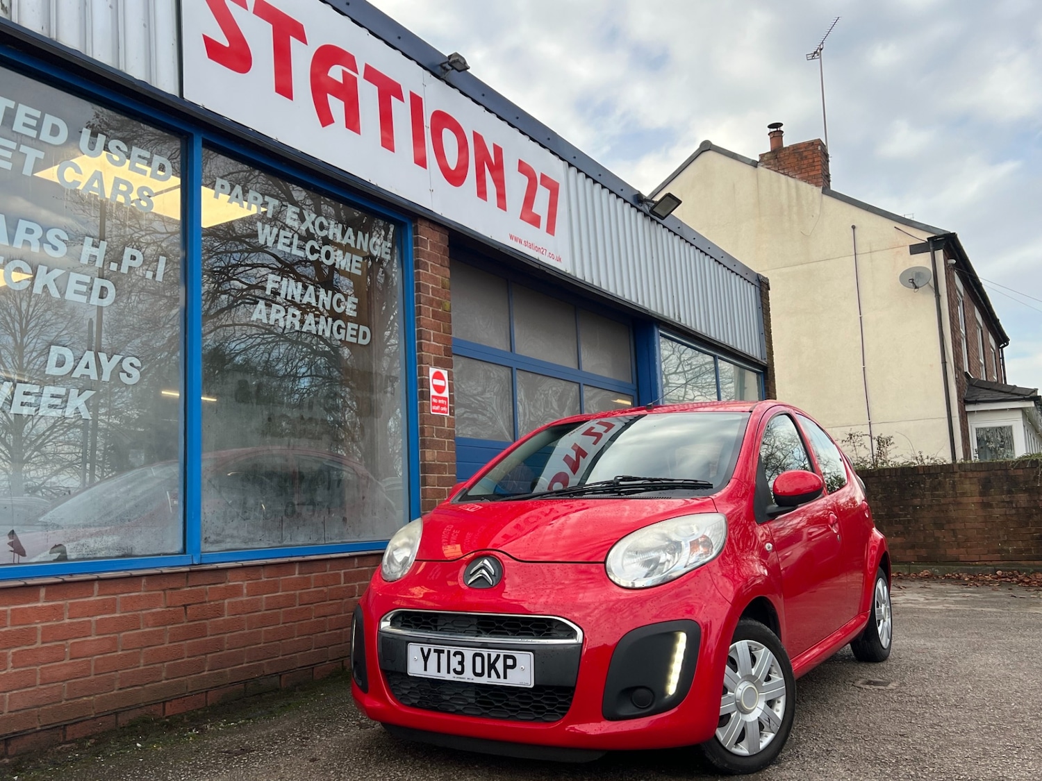 Used Citroen C1 2013 for sale - 76831868: Photo 2