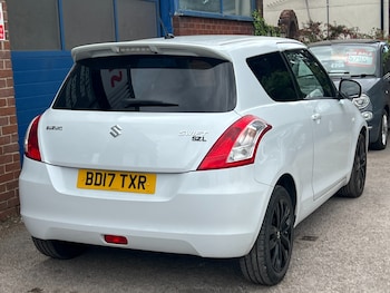 Used Suzuki Swift 2017 for sale - 78941623: Photo