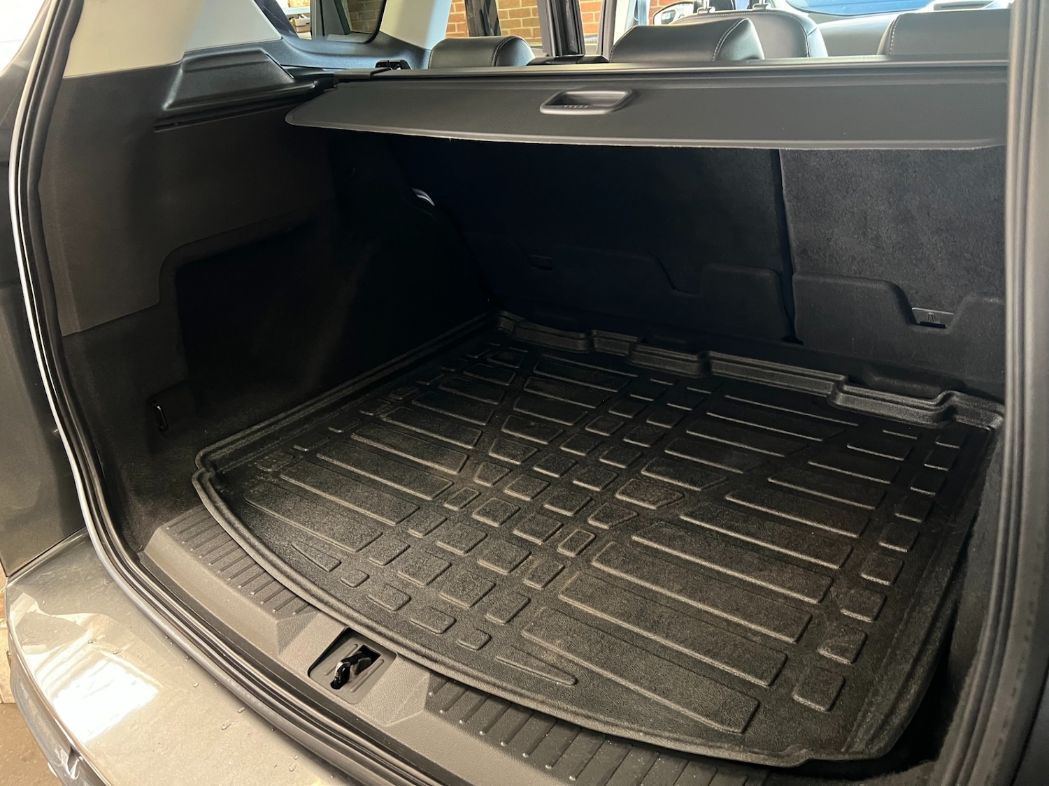 Used Ford Kuga 2016 for sale - 76392344: Photo 25