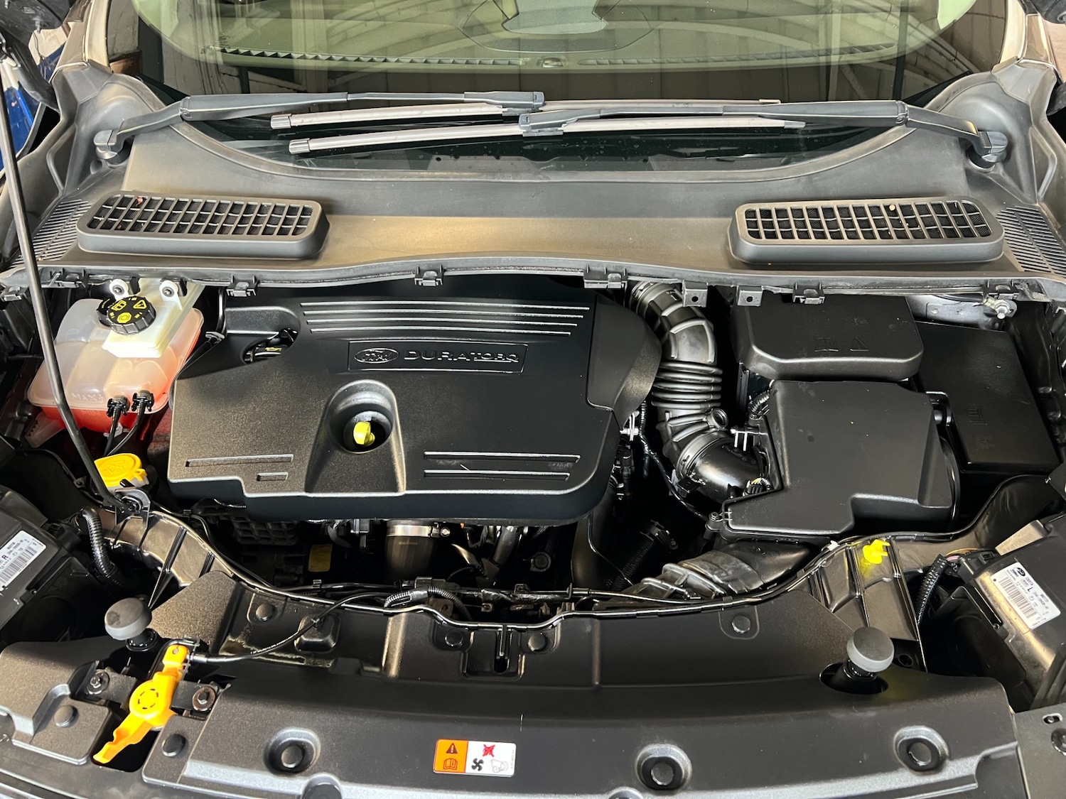 Used Ford Kuga 2016 for sale - 76392344: Photo 28