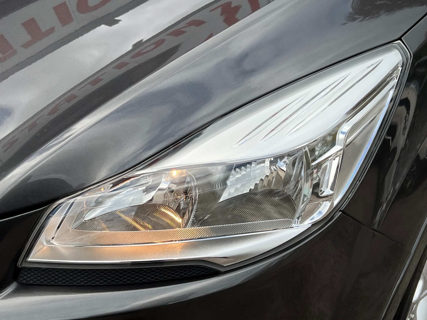 Used Ford Kuga 2016 for sale - 76392344: Photo 32