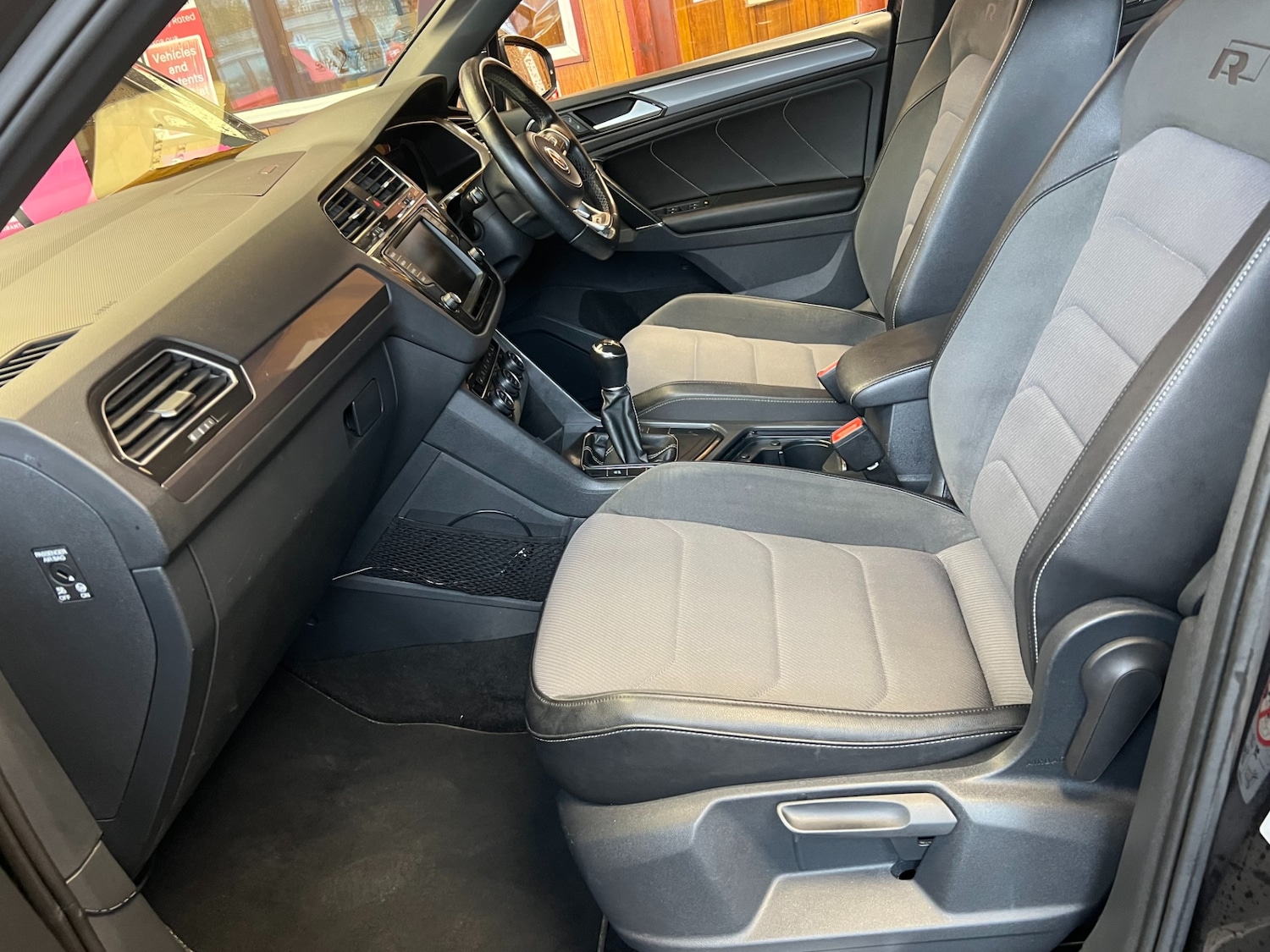 Used Volkswagen Tiguan 2017 for sale - 76682435: Photo 20