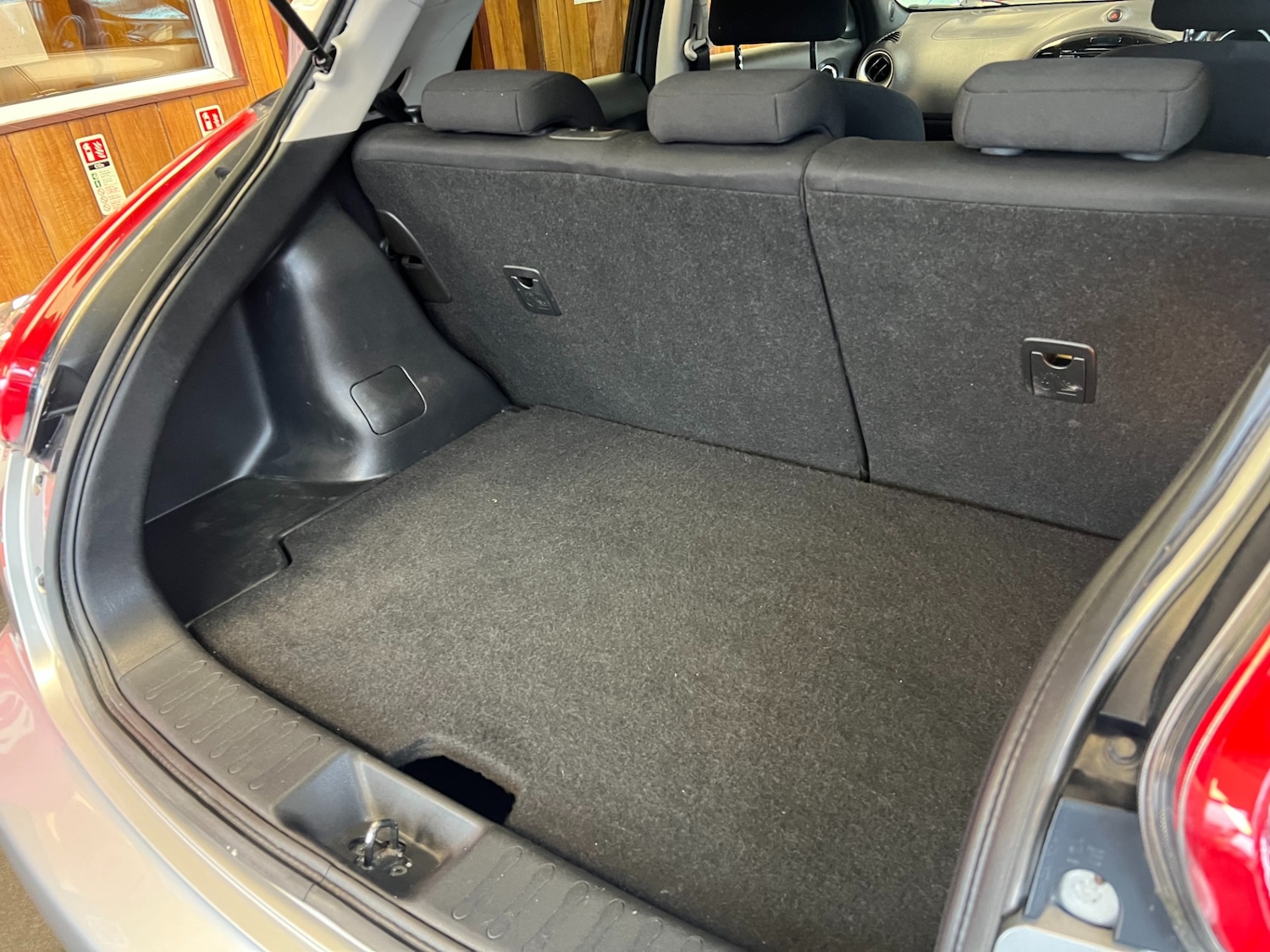 Used Nissan Juke 2014 for sale - 76330846: Photo 17