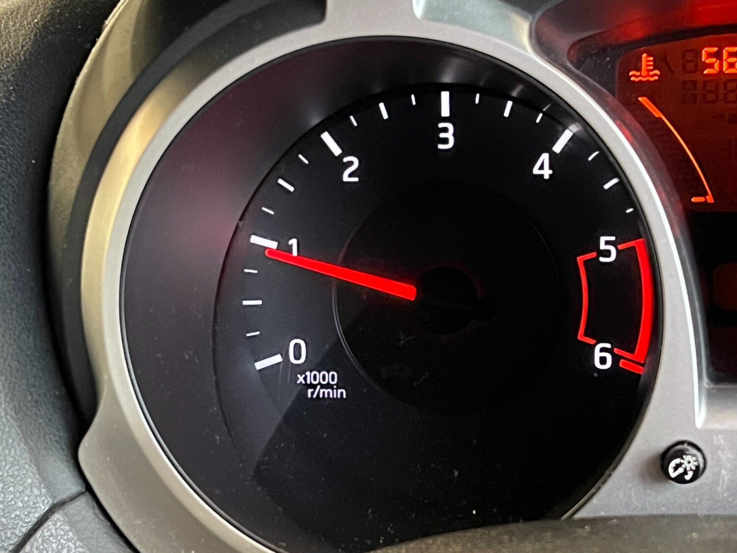 Used Nissan Juke 2014 for sale - 76330846: Photo 30