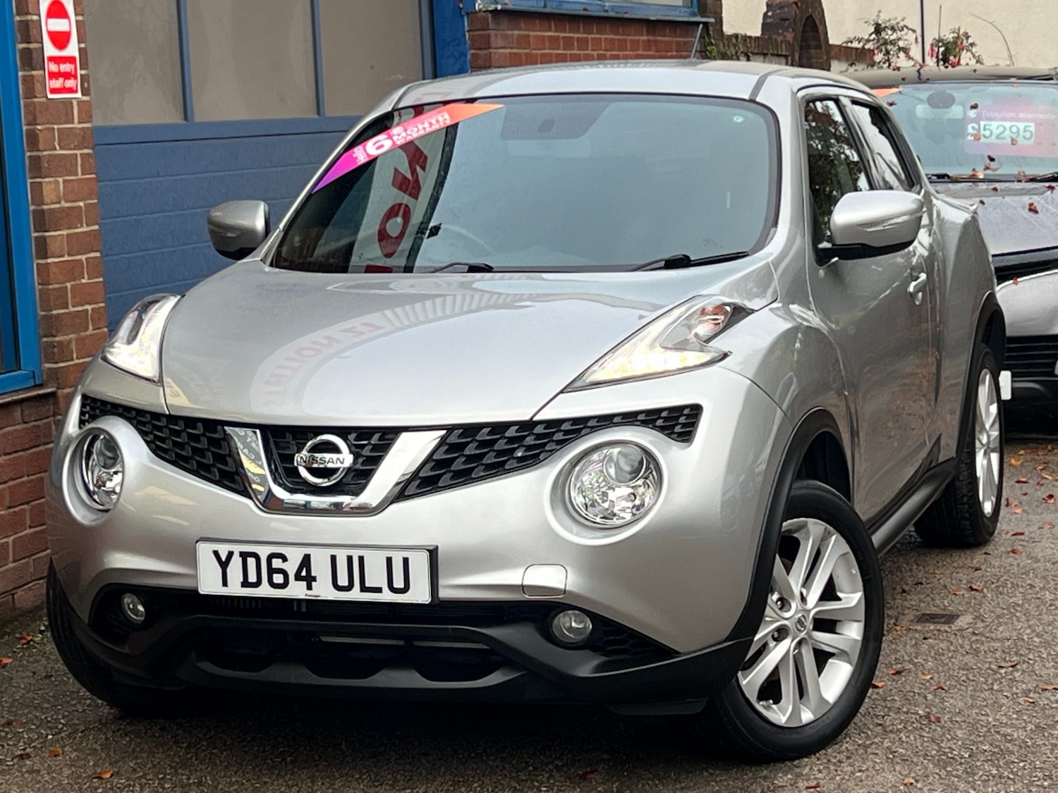 Used Nissan Juke 2014 for sale - 76330846: Photo 4
