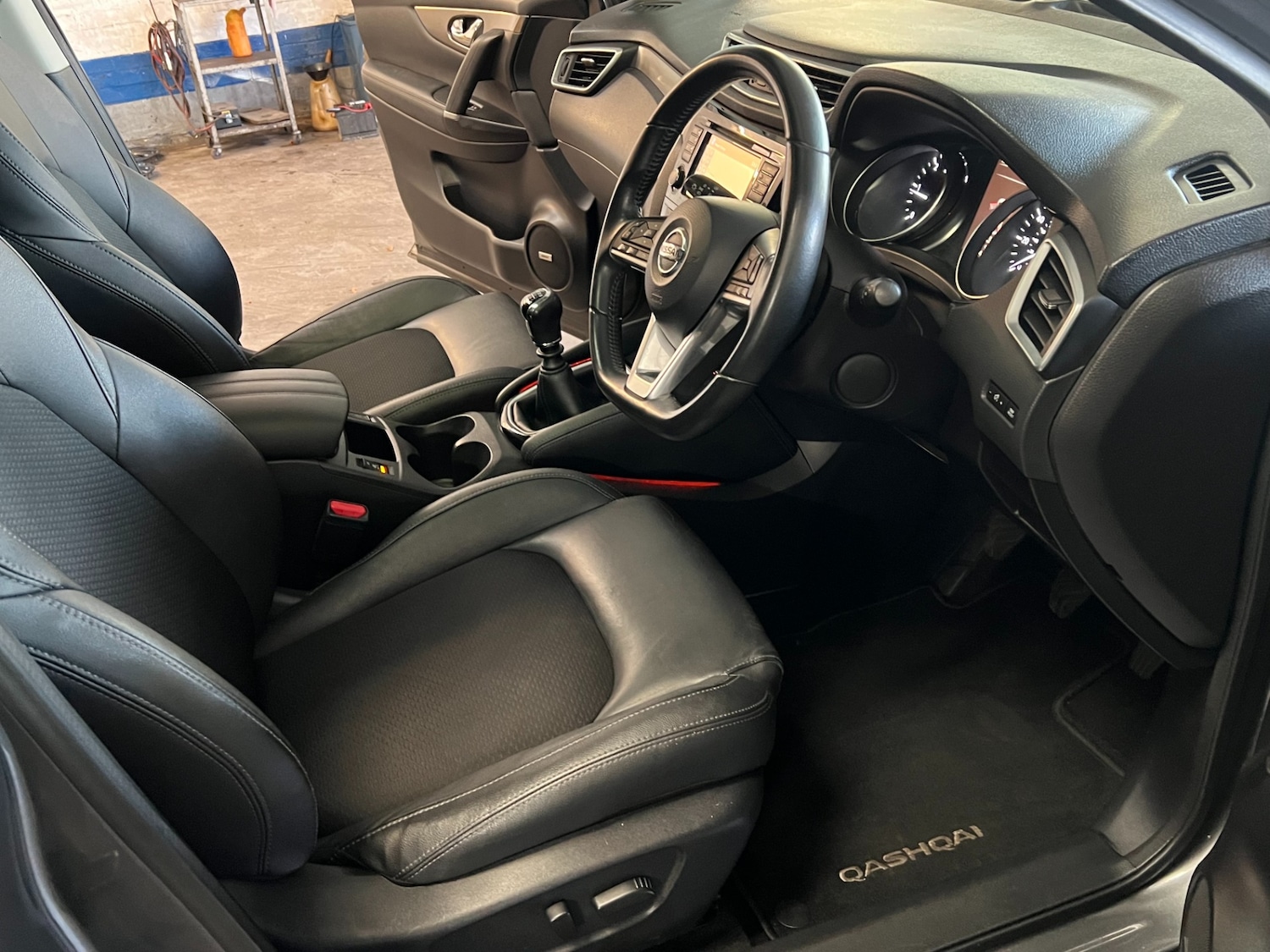 Used Nissan Qashqai 2018 for sale - 76375053: Photo 15