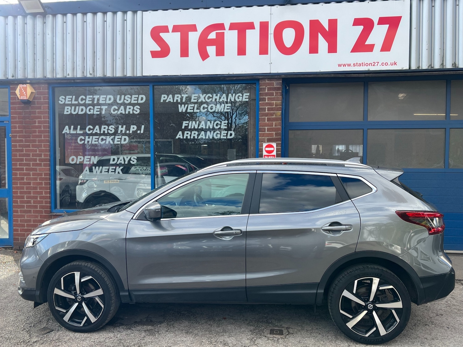 Used Nissan Qashqai 2018 for sale - 76375053: Photo 2