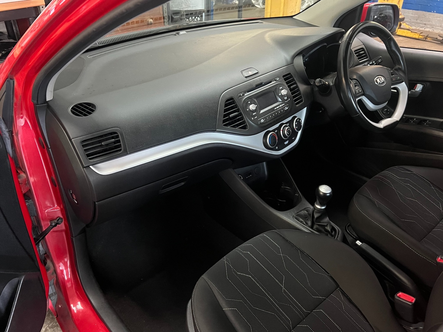 Used Kia Picanto 2014 for sale - 76845901: Photo 14