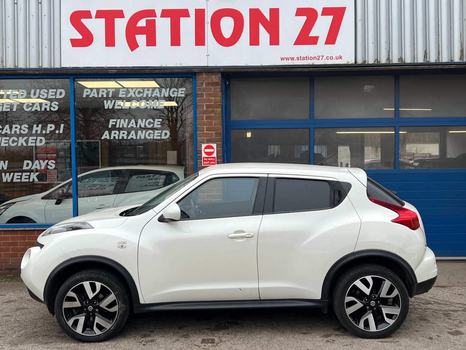 Used Nissan Juke 2014 for sale - 77934233: Photo 4