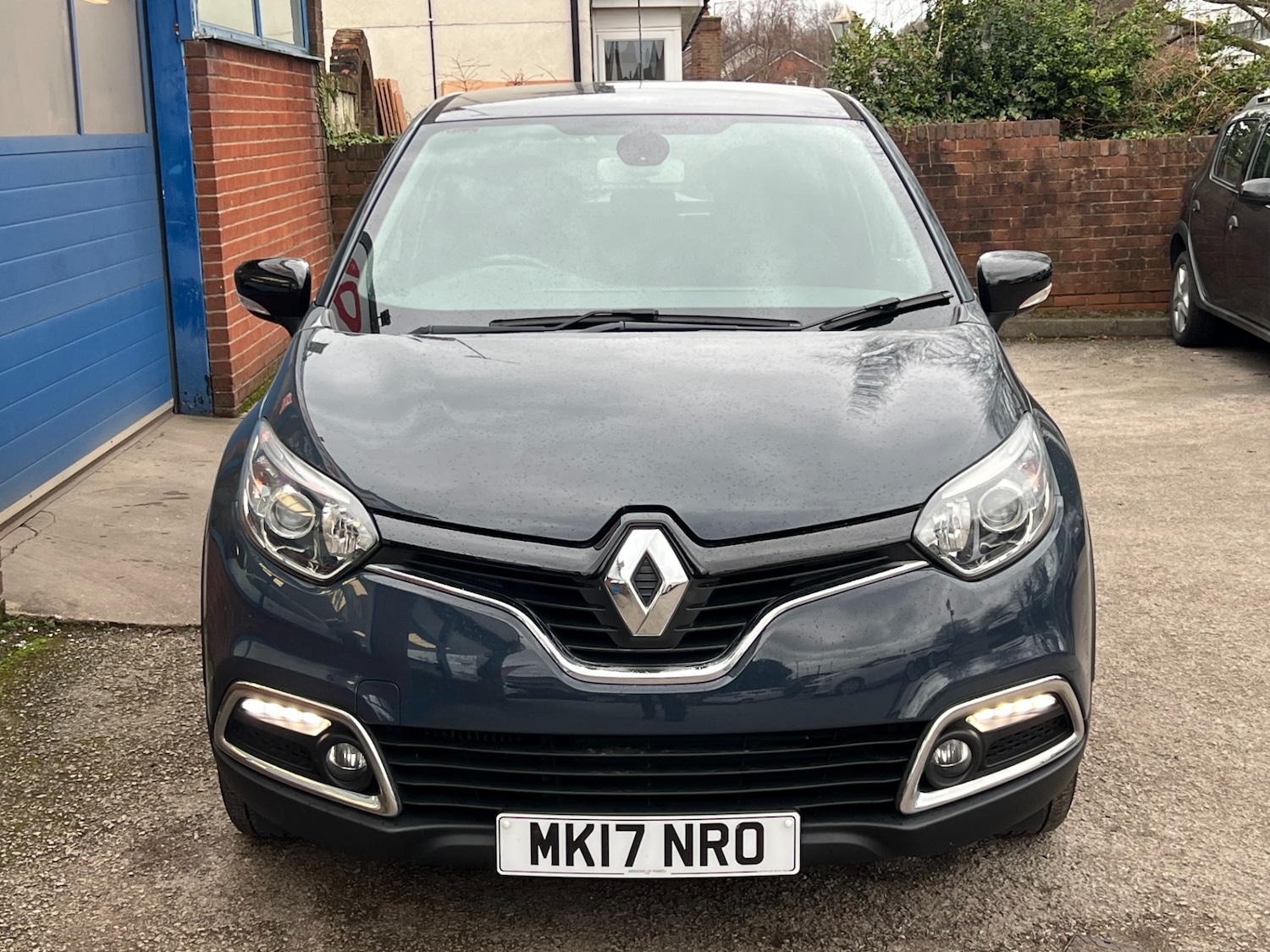 Used Renault Captur 2017 for sale - 77687395: Photo 6