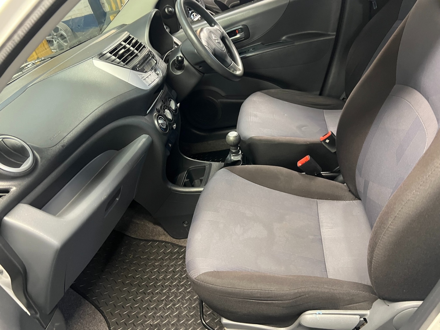 Used Suzuki Alto 2015 for sale - 76877987: Photo 13